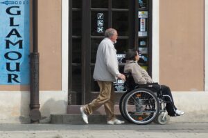 cuidador de persona con discapacidad